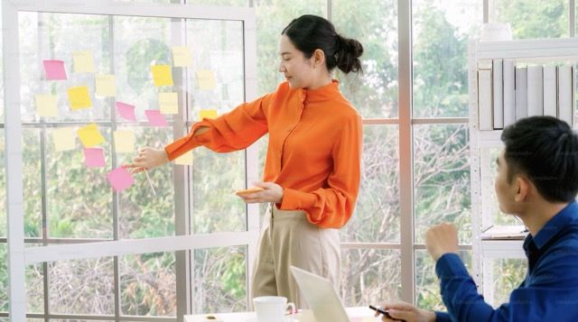 Ketika Data Menjadi Keunggulan Kompetitif: Membangun Strategi yang Lebih Tepat Sasaran
