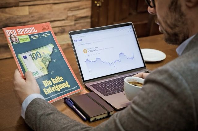 Dari Data Mentah Menjadi Business Intelligence: Bagaimana Market Research Menciptakan Keunggulan Kompetitif